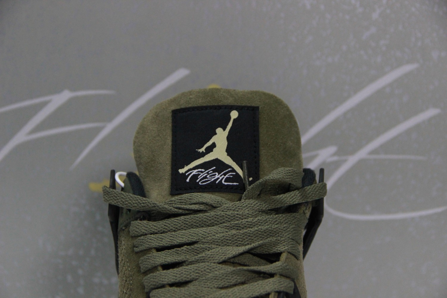 Jordan 4 Retro SE Craft Medium Olive FB9927-200