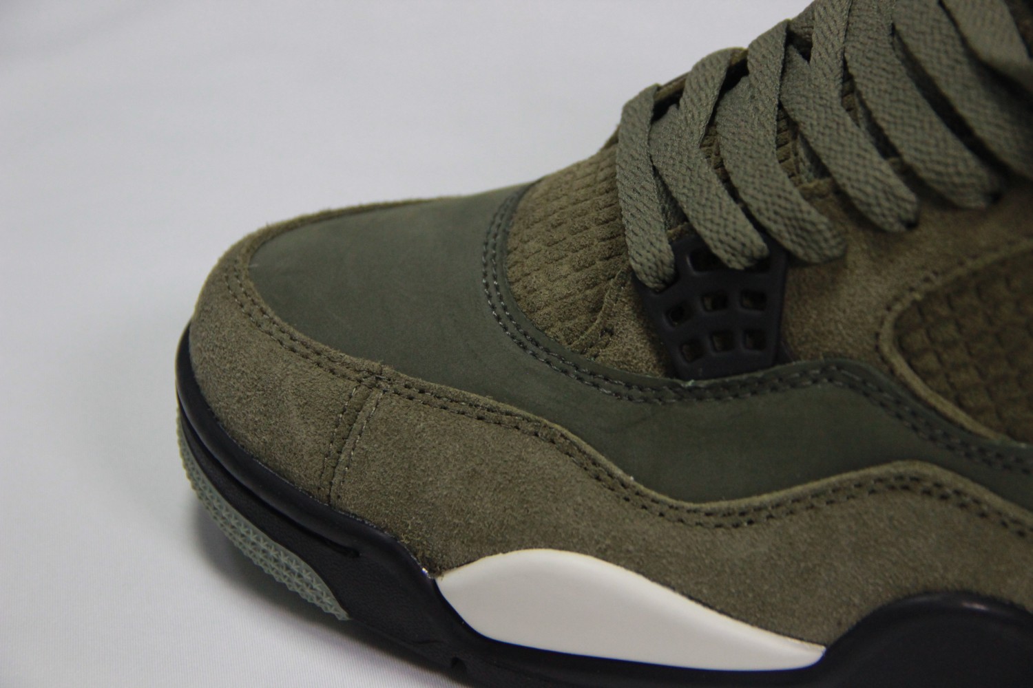Jordan 4 Retro SE Craft Medium Olive FB9927-200