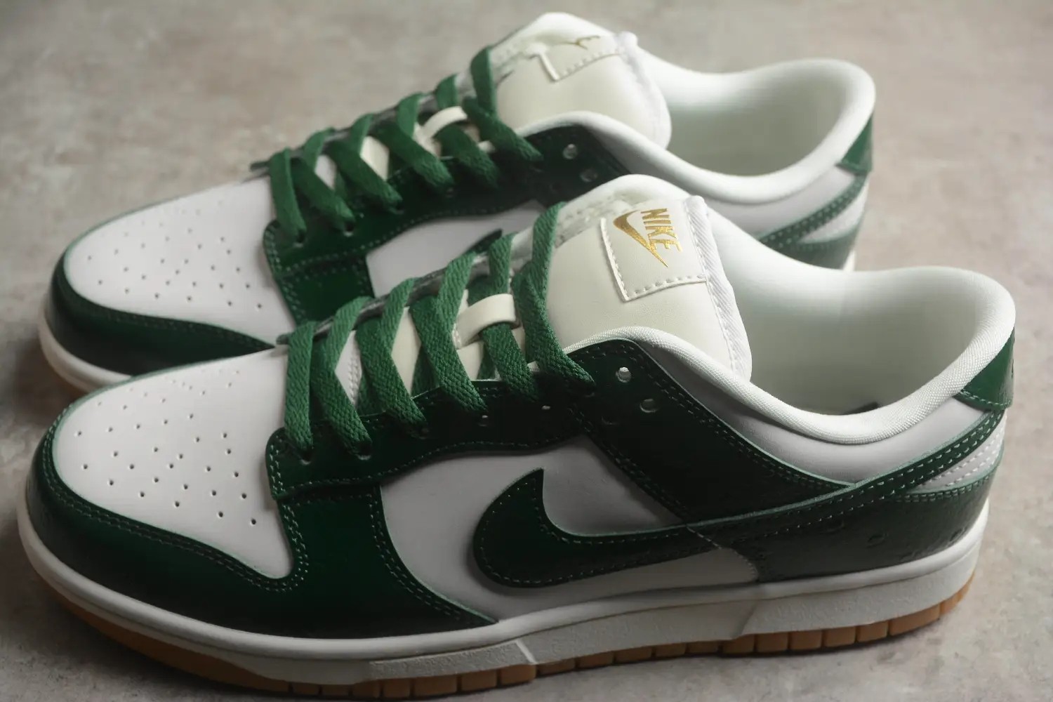 Nike Dunk Low Gorge Green FJ2260-002