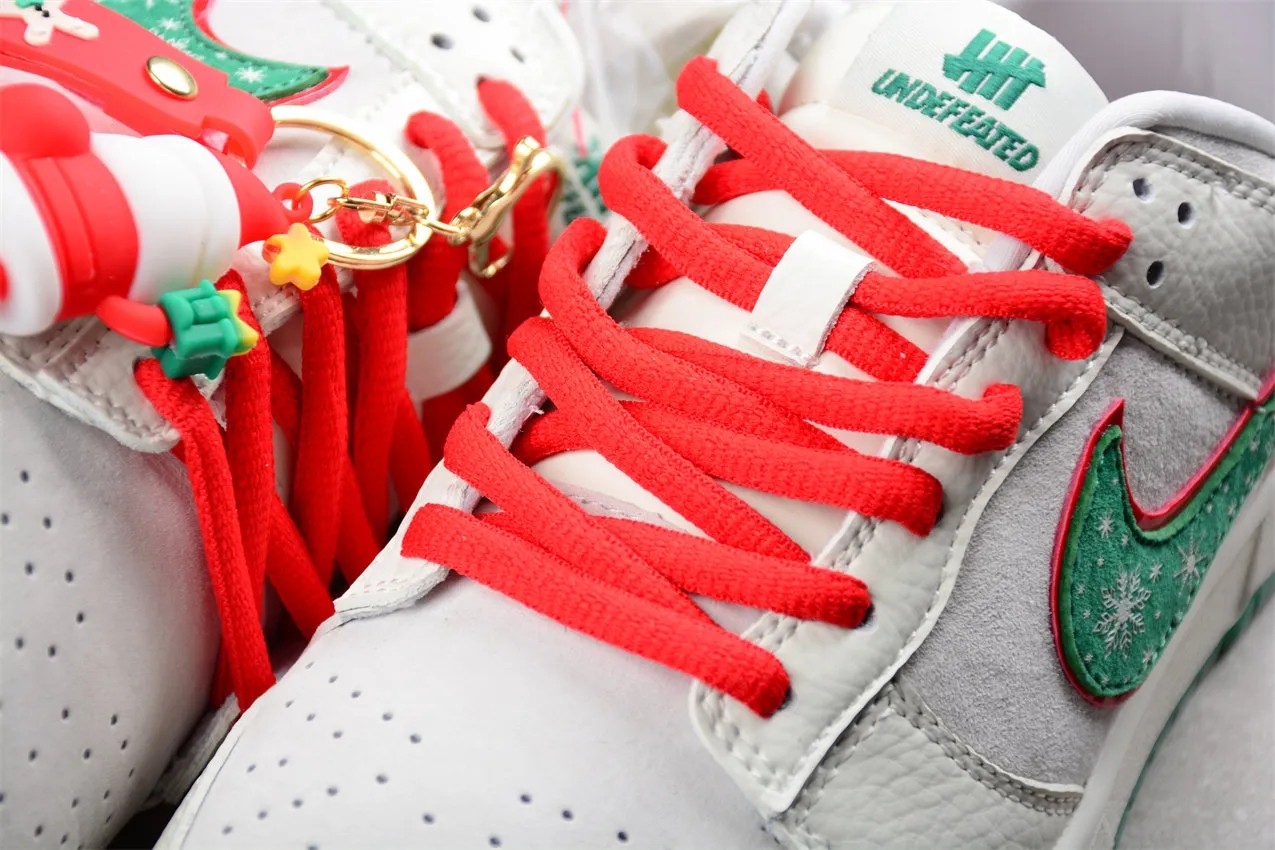 Nike SB Dunk Low UN DQ8426-154