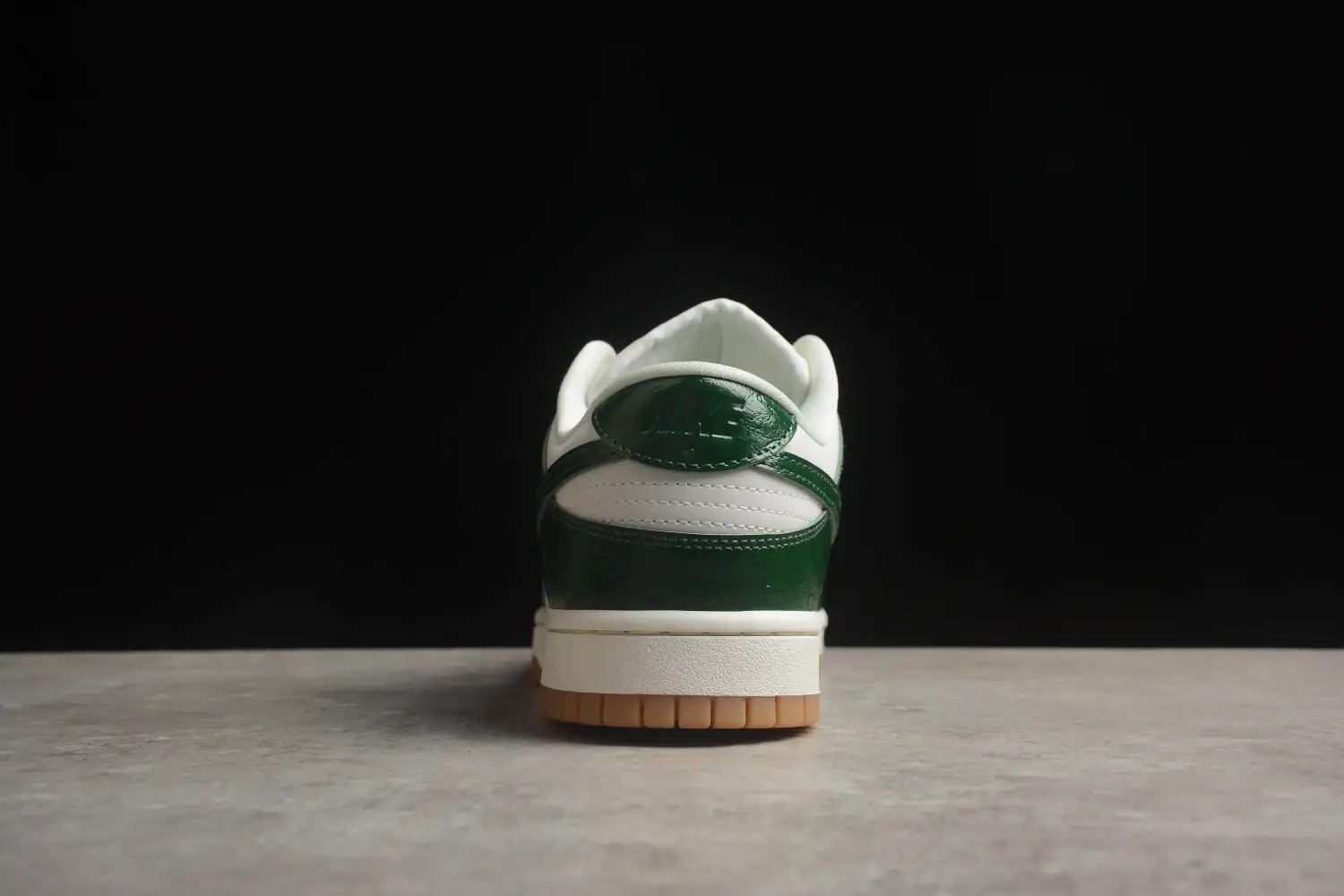 Nike Dunk Low Gorge Green FJ2260-002