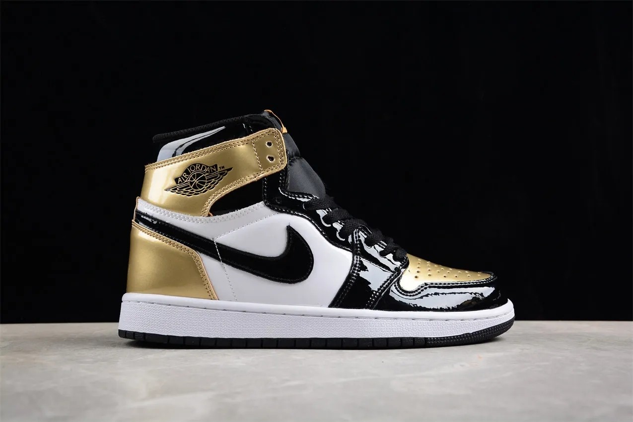 Jordan 1 Retro High Gold Top 3 861428-001