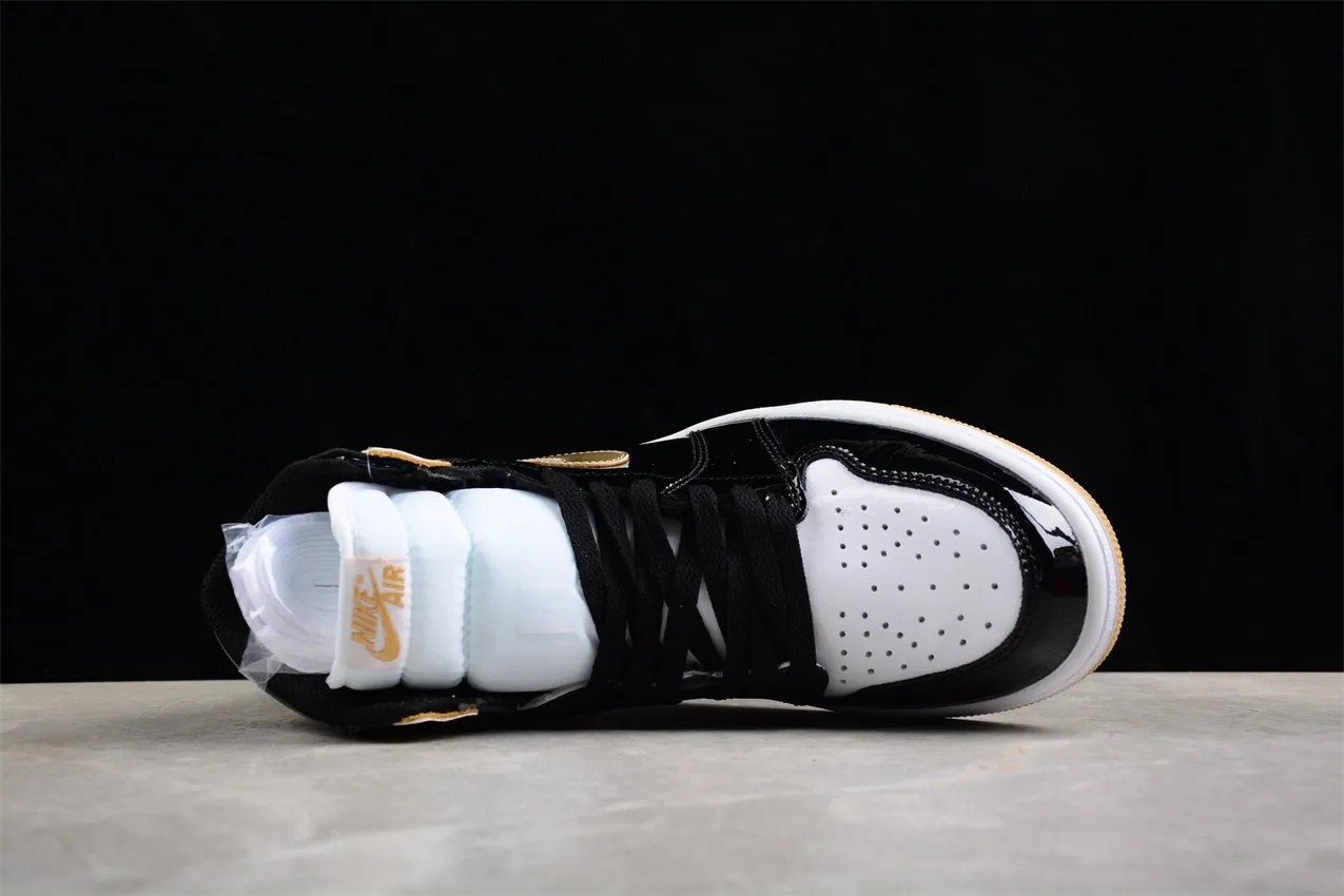 Jordan 1 Retro High Gold Top 3 861428-001