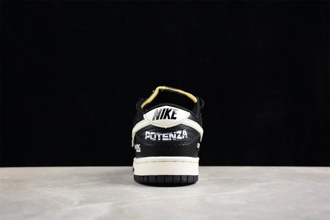 Nike Dunk Low DV0834-010