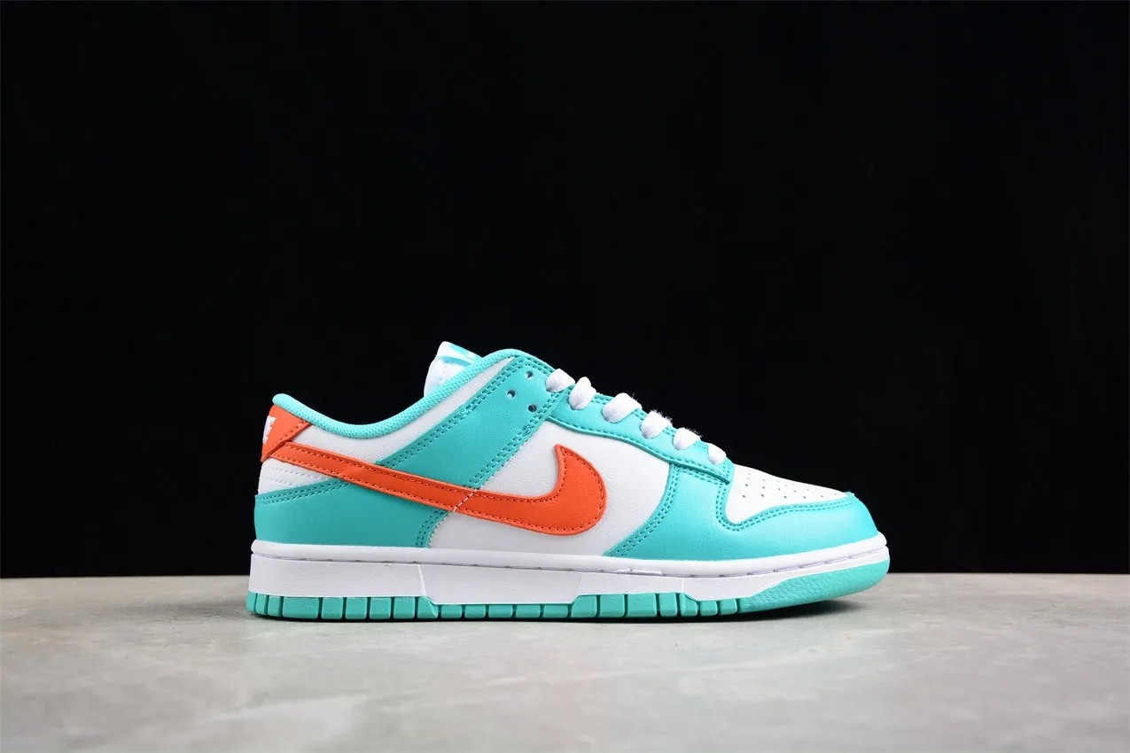 Nike Dunk Low DV0833-102