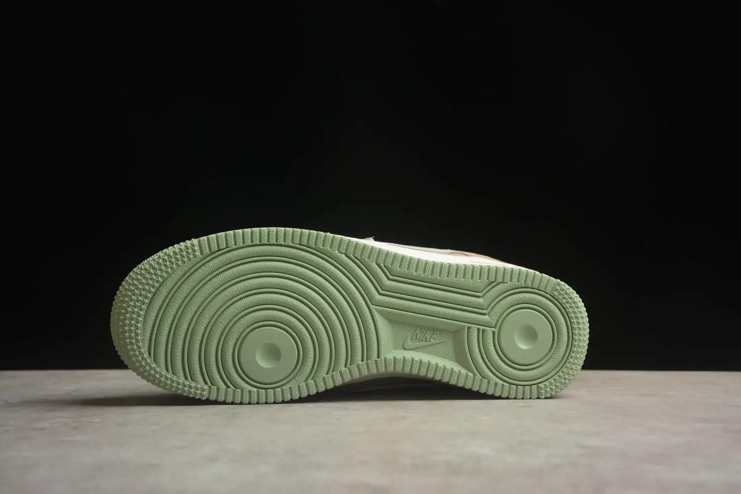 Nike Air Force 1 Low Christmas Tree CD1221-222
