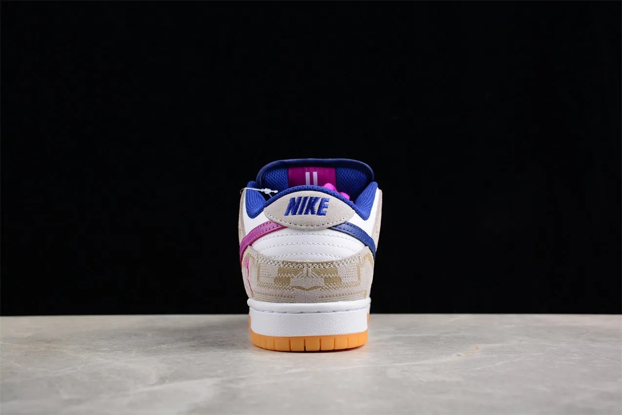 Rayssa Leal x Nike SB Dunk Low FZ5251-001