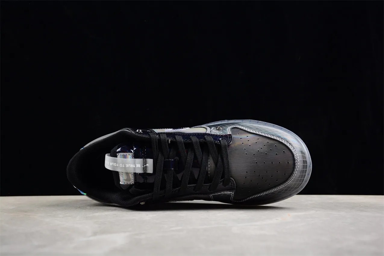 Nike Dunk Low BETRUE To Your DNA Hyperflat FV3617-001