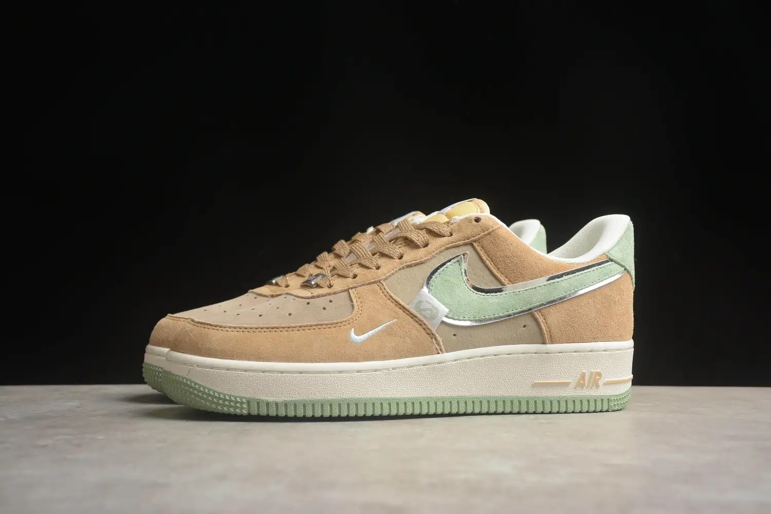 Nike Air Force 1 Low Christmas Tree CD1221-222