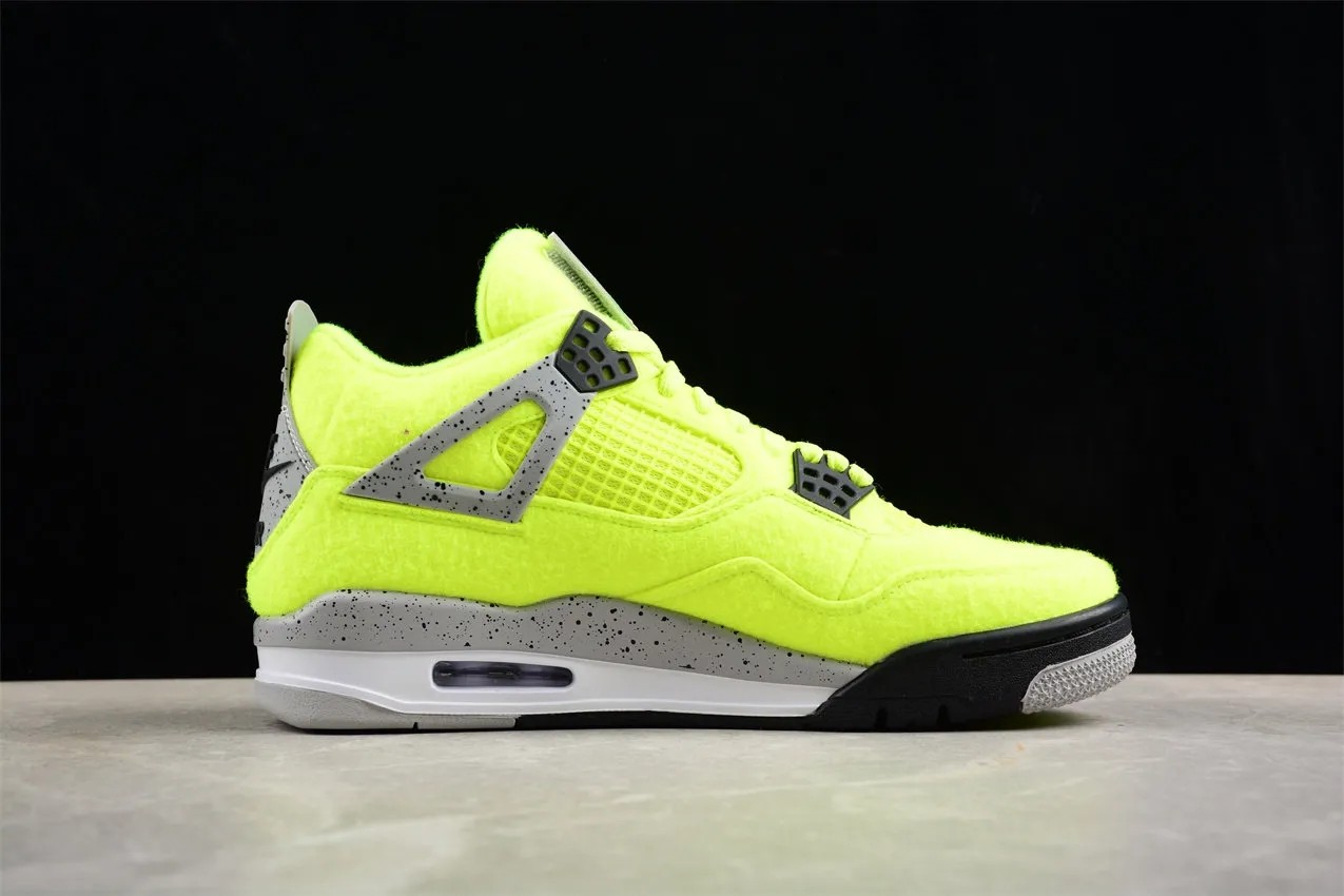 Air Jordan 4 Retro Bred Reimagined DV6773-700