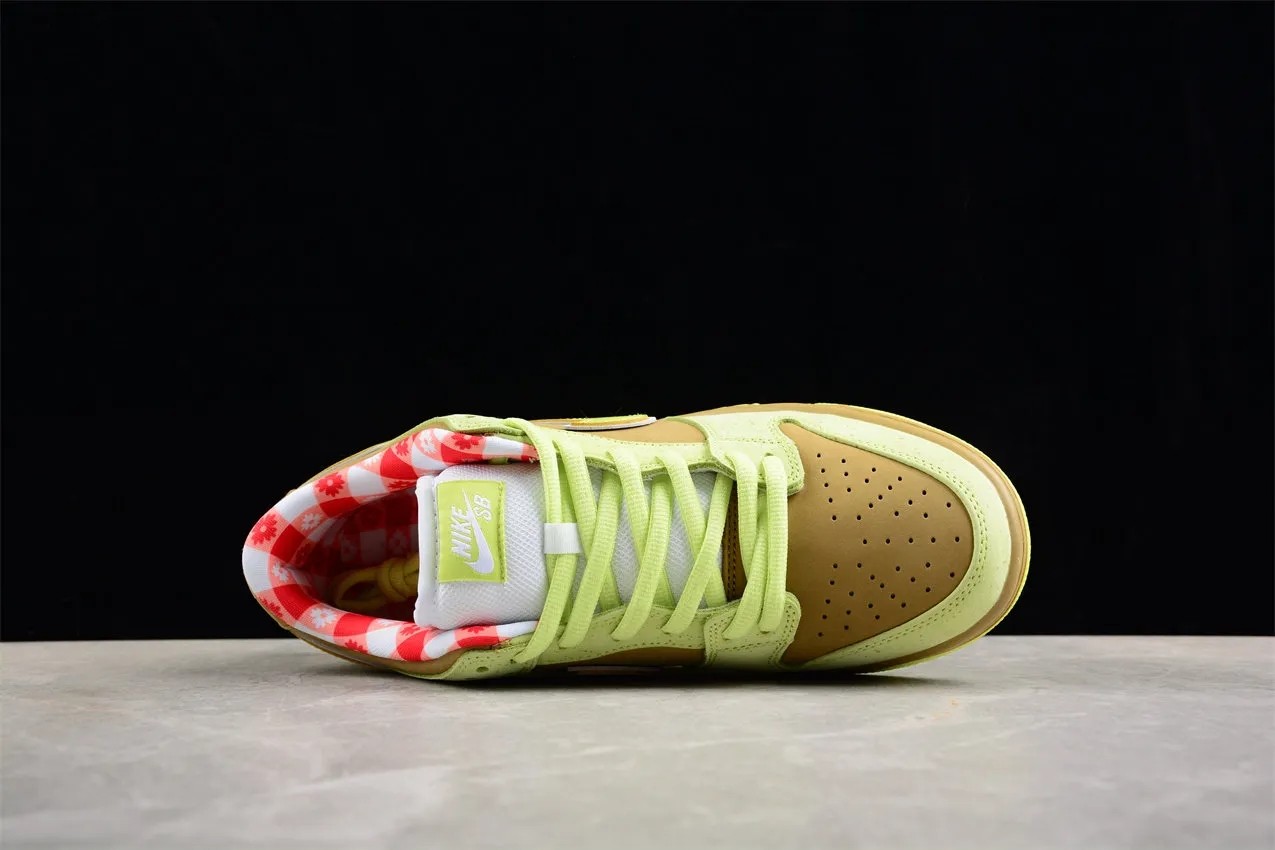 Concepts x Nike SB Dunk Low BV1310-566