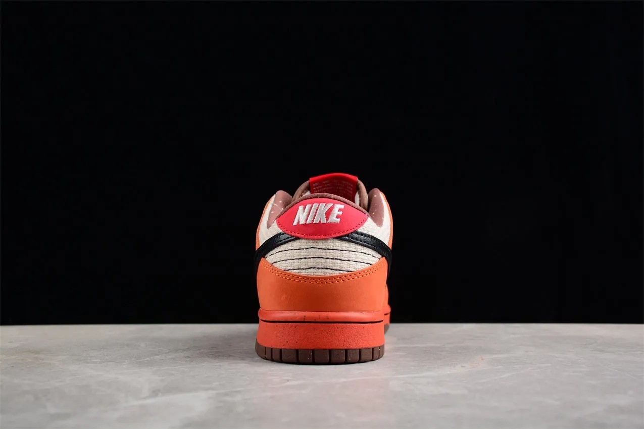 Nike SB Dunk Low Top Ramen 313170-101