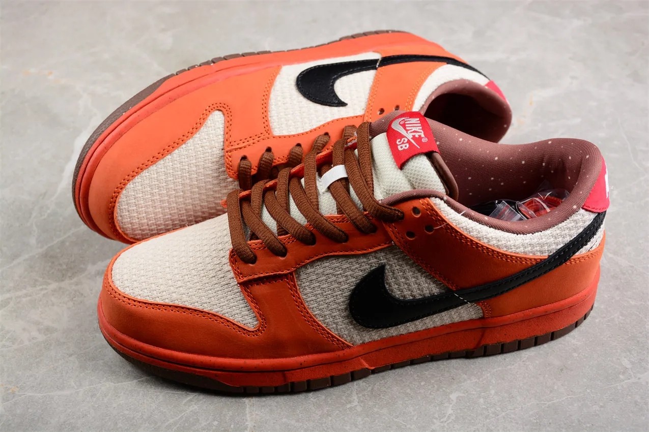 Nike SB Dunk Low Top Ramen 313170-101