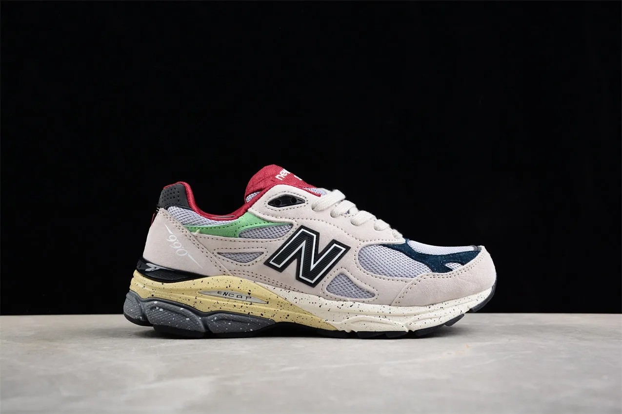N*w B*la*ce 2002R M990GA3