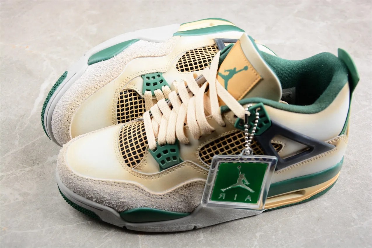Air Jordan 4 Retro DC7770-106