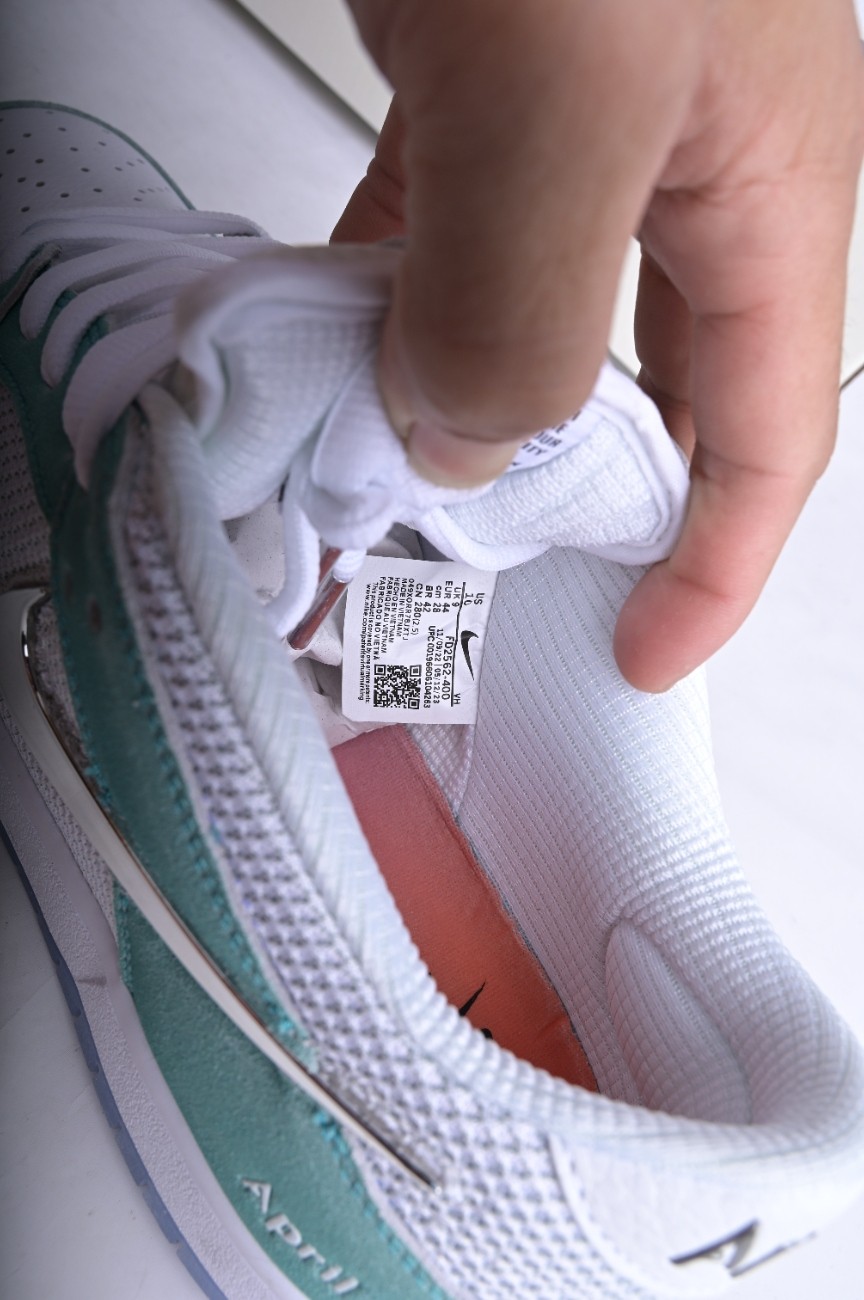 April Skateboards x Dunk Low SB 