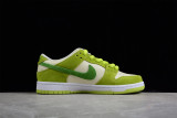 Nike SB Dunk Low Green Apple DM0807-300