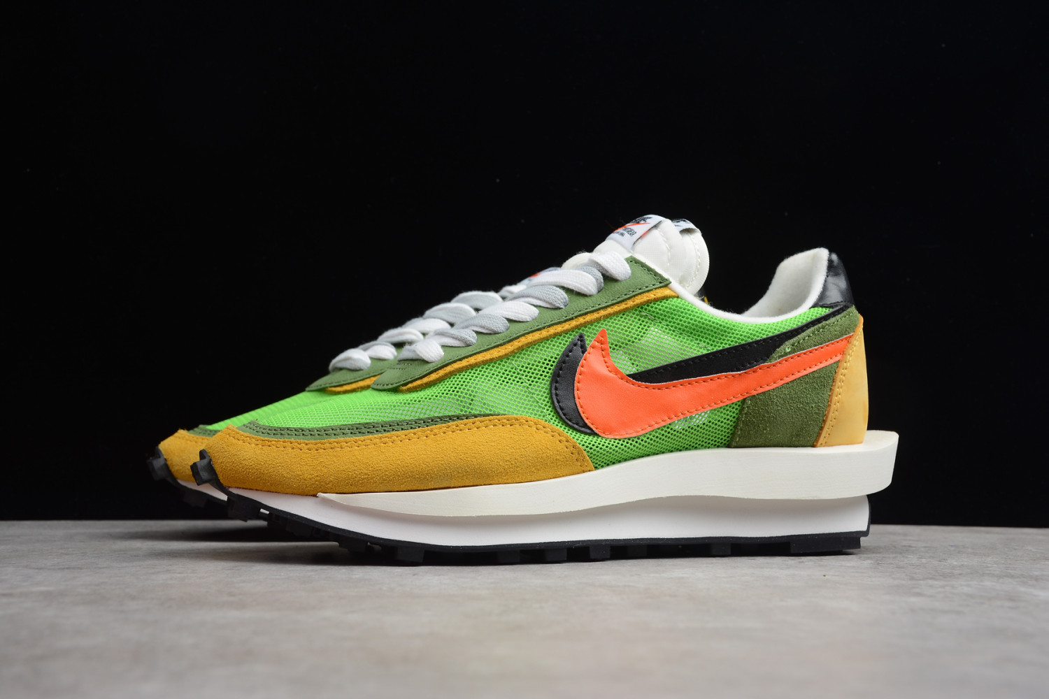 Nike LD Waffle sacai Green Gusto BV0073-300