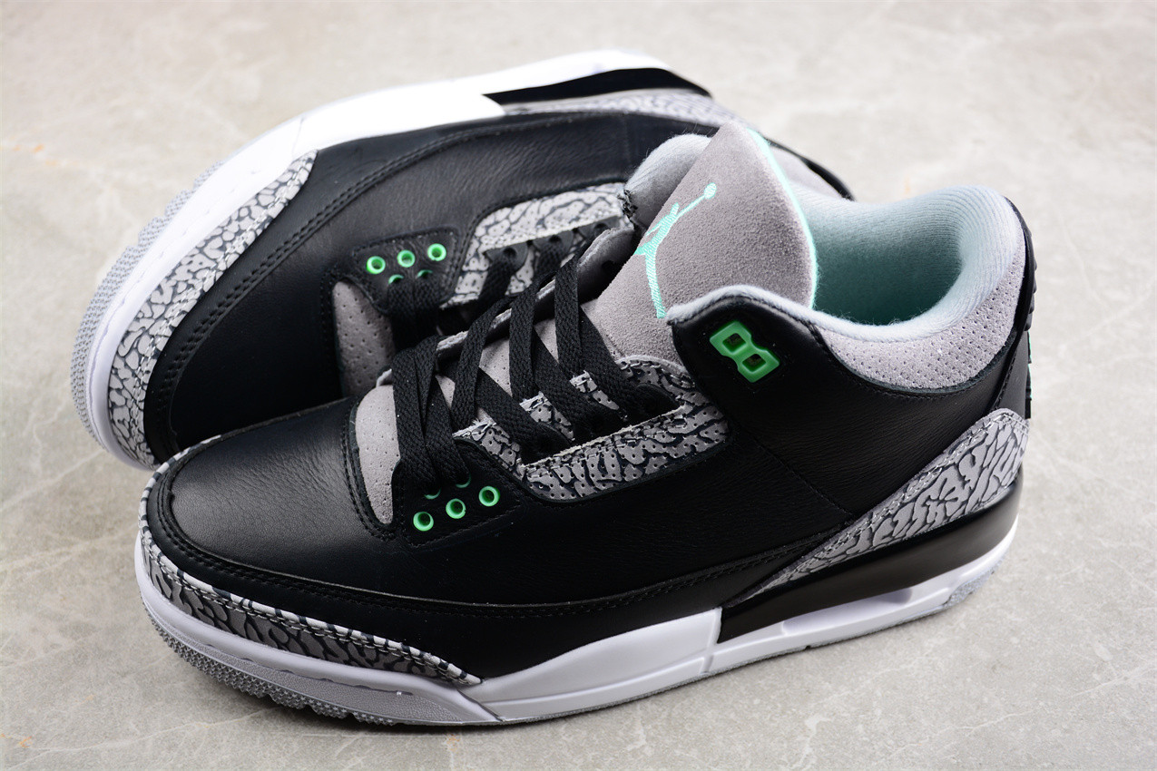 Jordan 3 Retro Green Glow CT8532-031