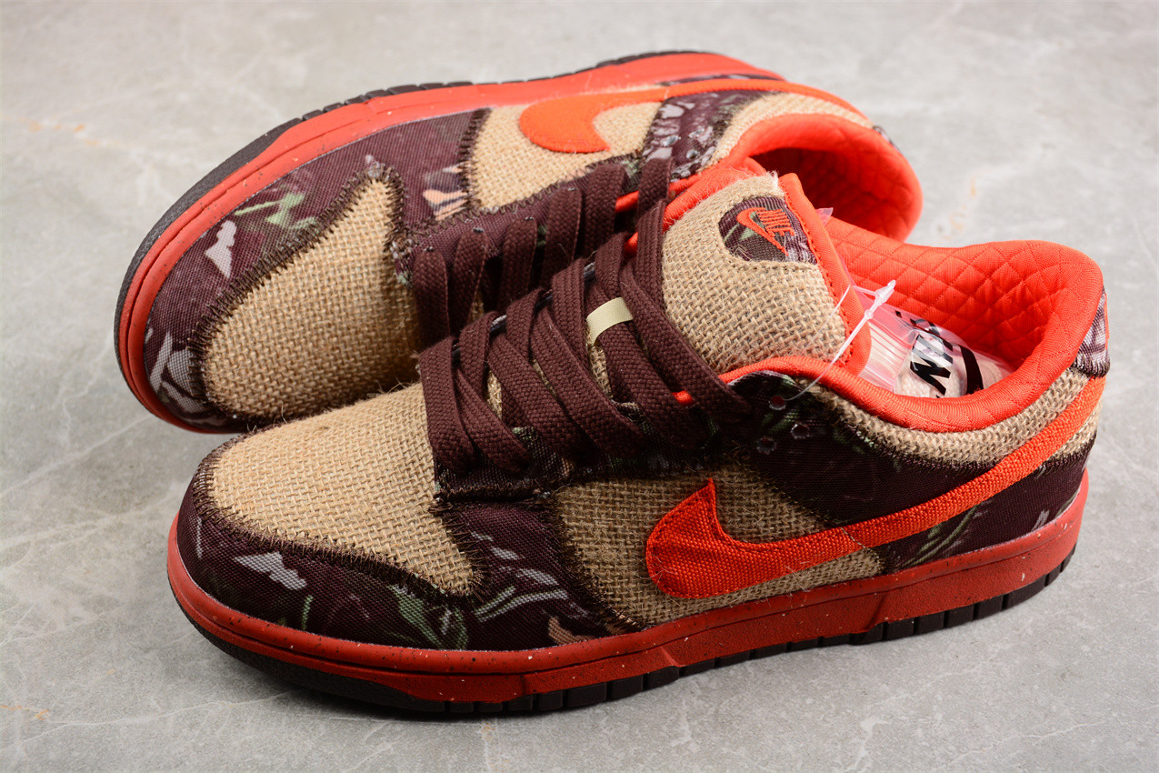 Nike SB Dunk Low Reese Forbes Hunter 304292-281