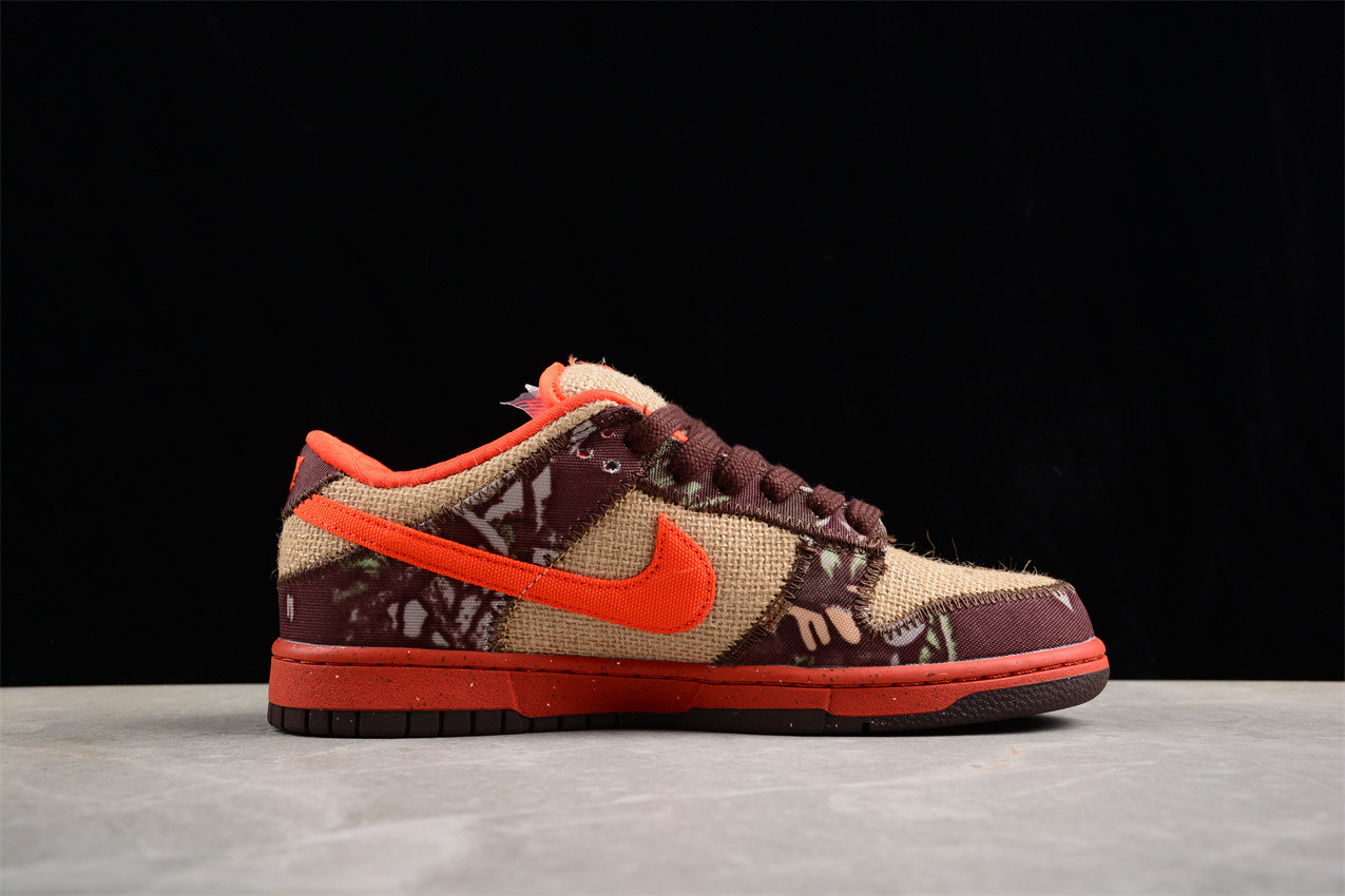 Nike SB Dunk Low Reese Forbes Hunter 304292-281