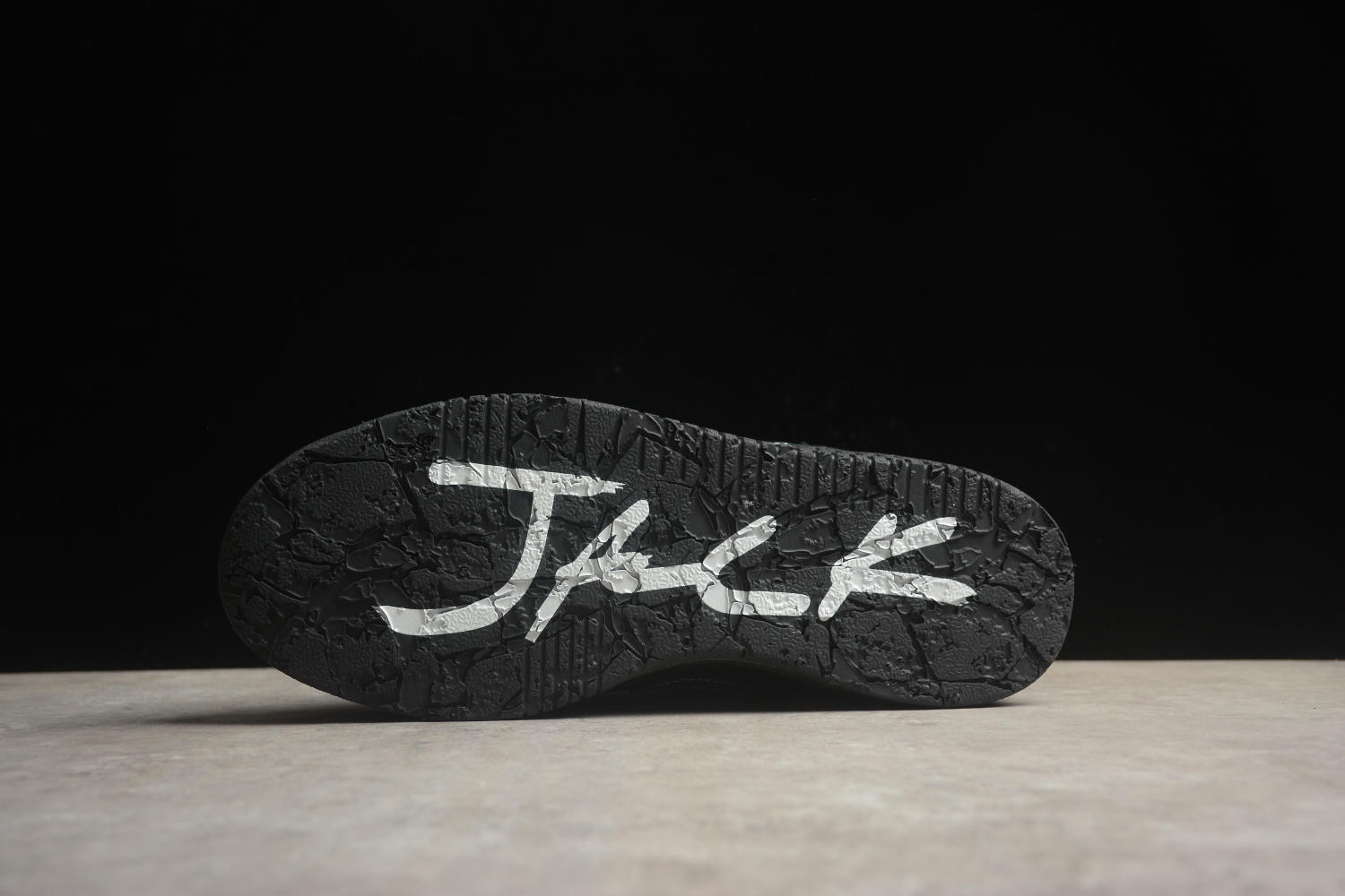 Travis Scott x Jordan Cut The Check AJ1 DR9317-001