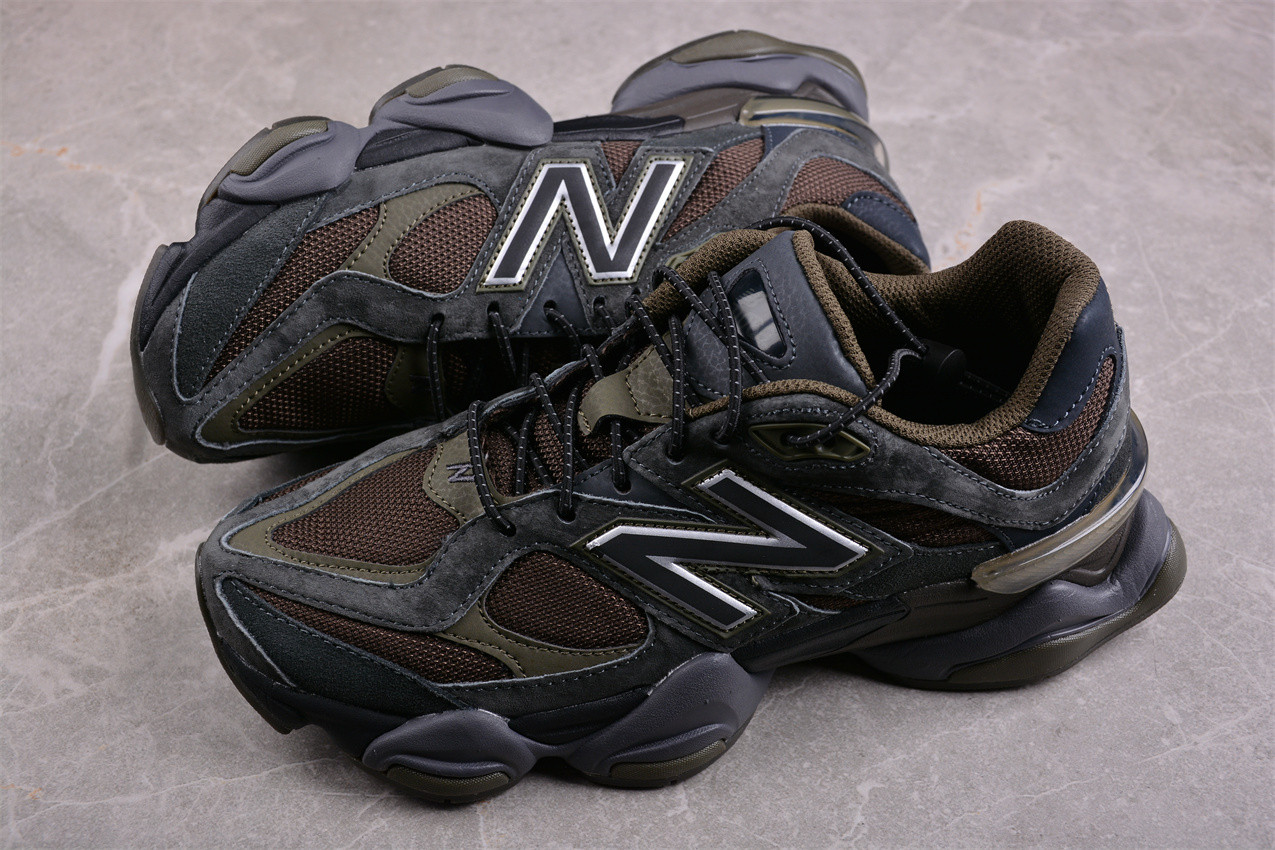 N*w B*la*ce  9060 Blacktop Dark Moss  U9060PH