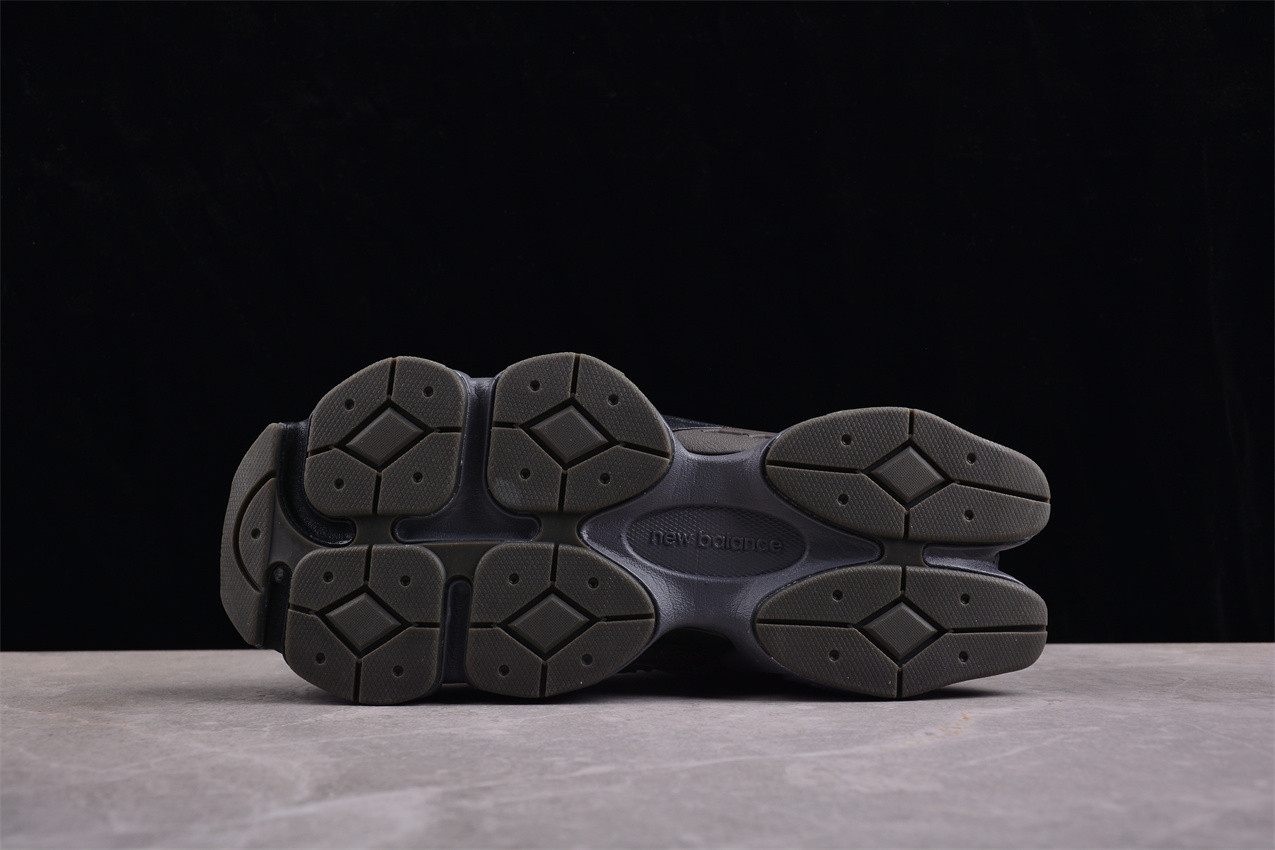 N*w B*la*ce  9060 Blacktop Dark Moss  U9060PH