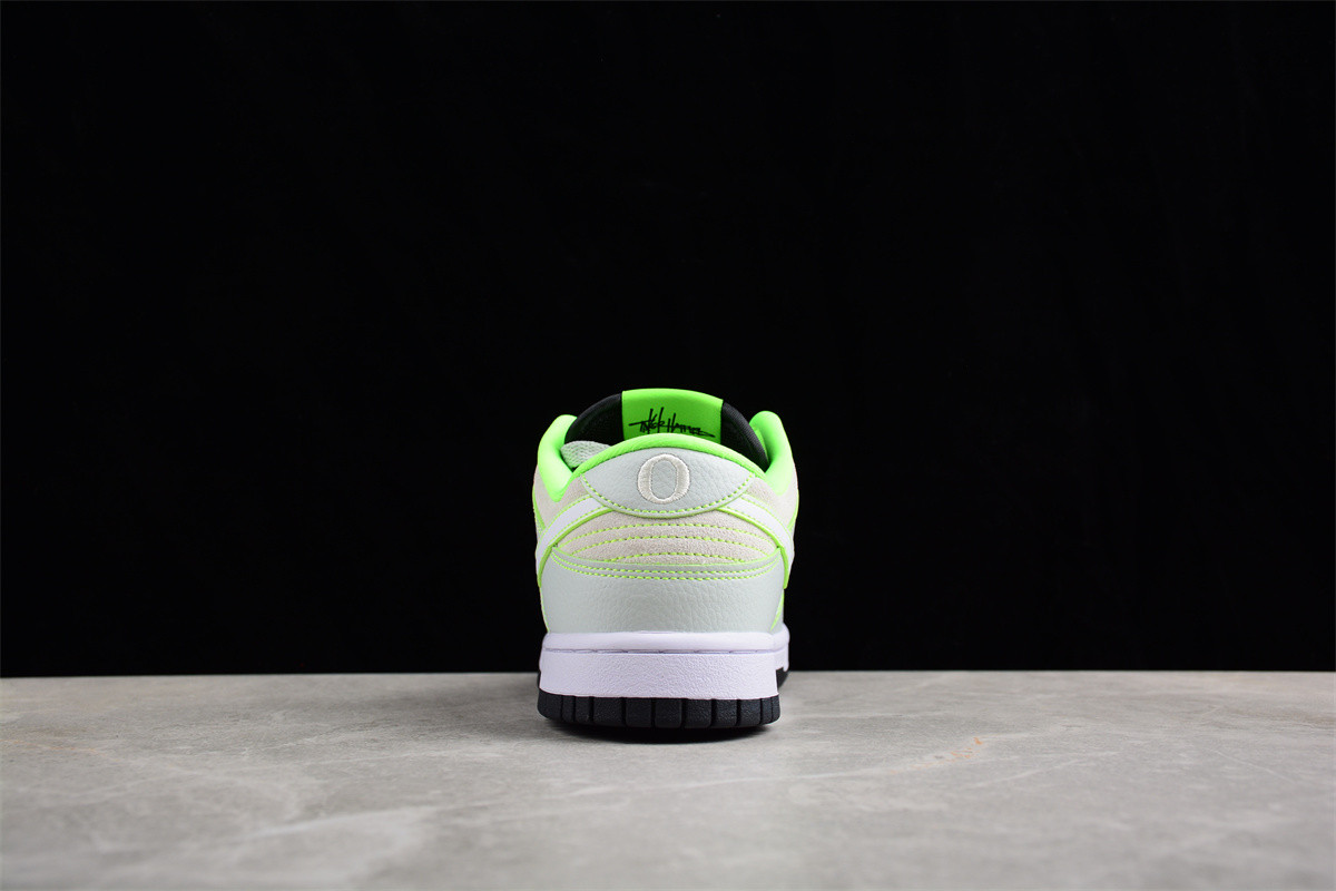 Nike Dunk Low University of Oregon PE (2023) FQ7260-001