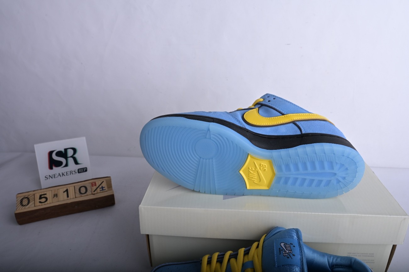 Powerpuff Girls x Nike SB Dunk Low FZ8320-400
