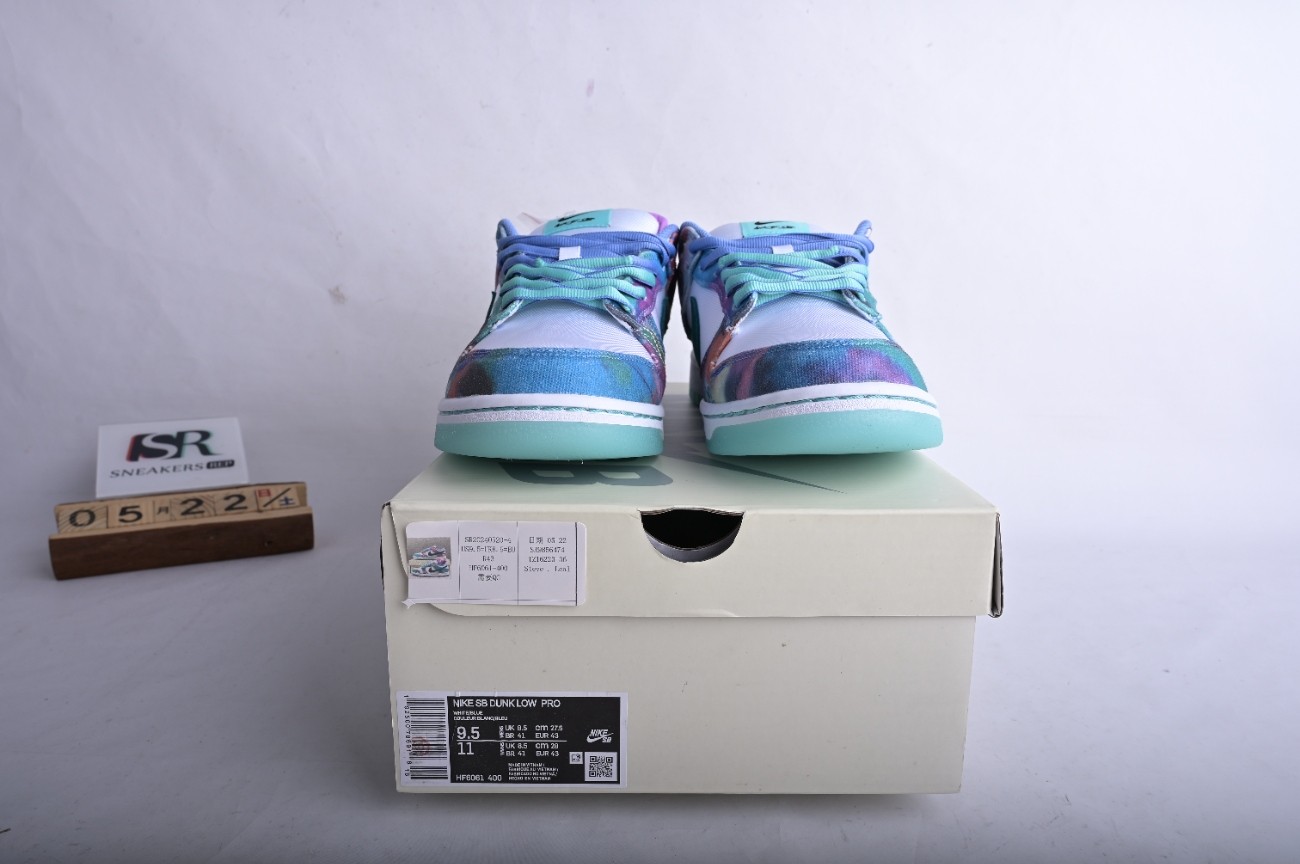 Nike SB Dunk Low Futura Laboratories Bleached Aqua HF6061-400