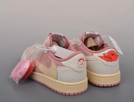 Travis Scott x Air Jordan 1 Low OG  “Shy Pink”