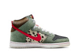 Nike SB Dunk High Dog Walker BQ6827-300