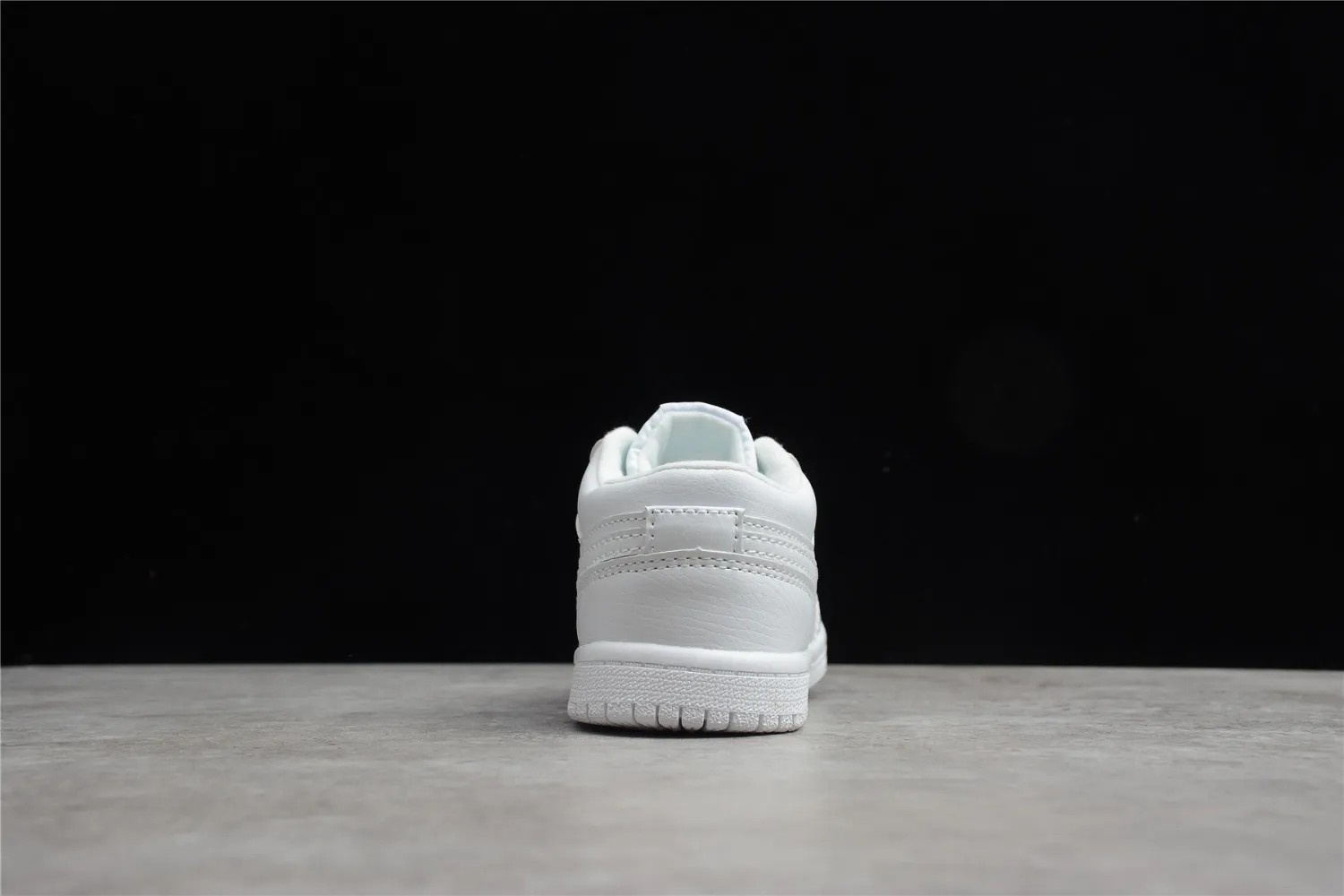 （Kid）Jordan 1 MID