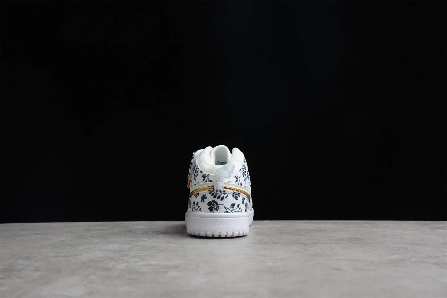 （Kid）Jordan 1 MID