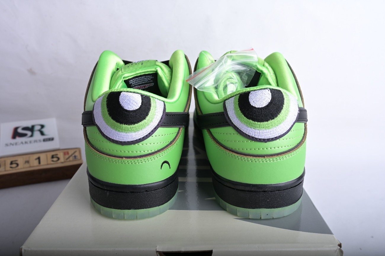 The Powerpuff Girls x Nike SB Dunk Low FZ8319-300