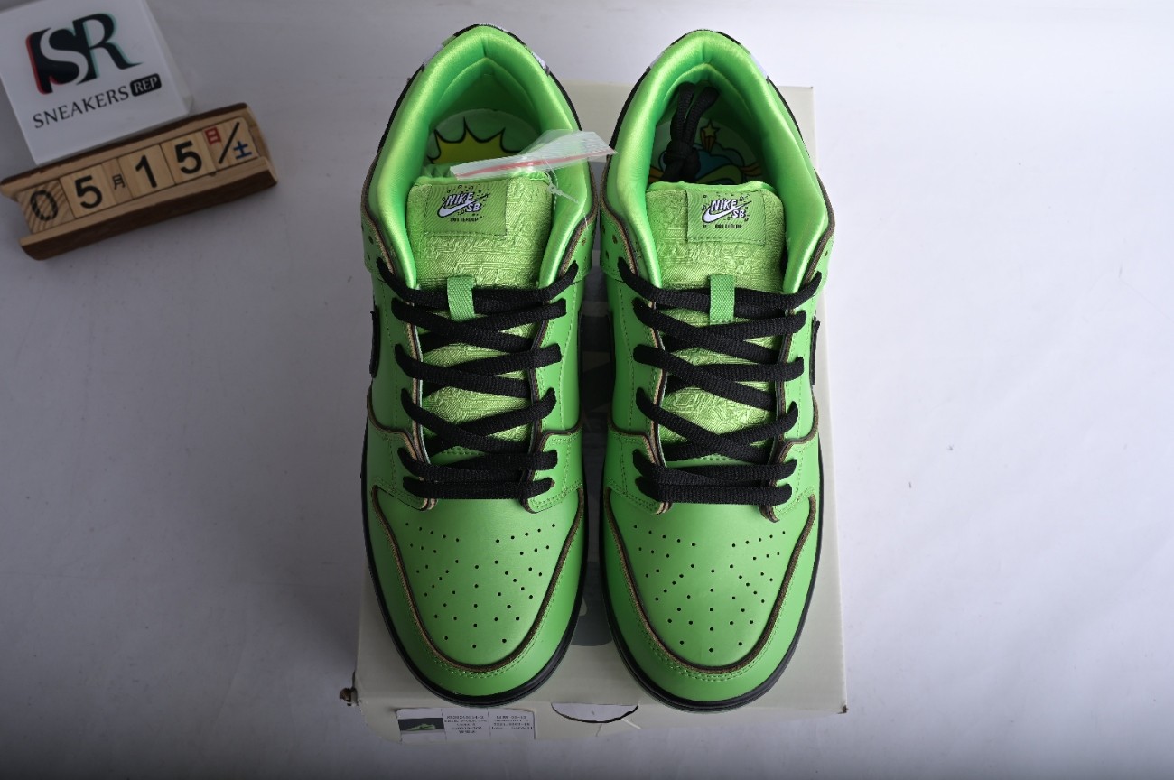 The Powerpuff Girls x Nike SB Dunk Low FZ8319-300