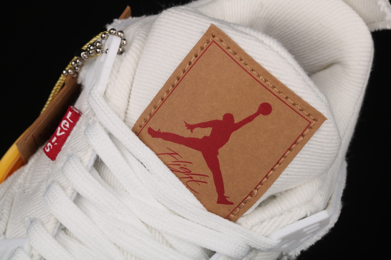 Jordan 4 Retro Levi