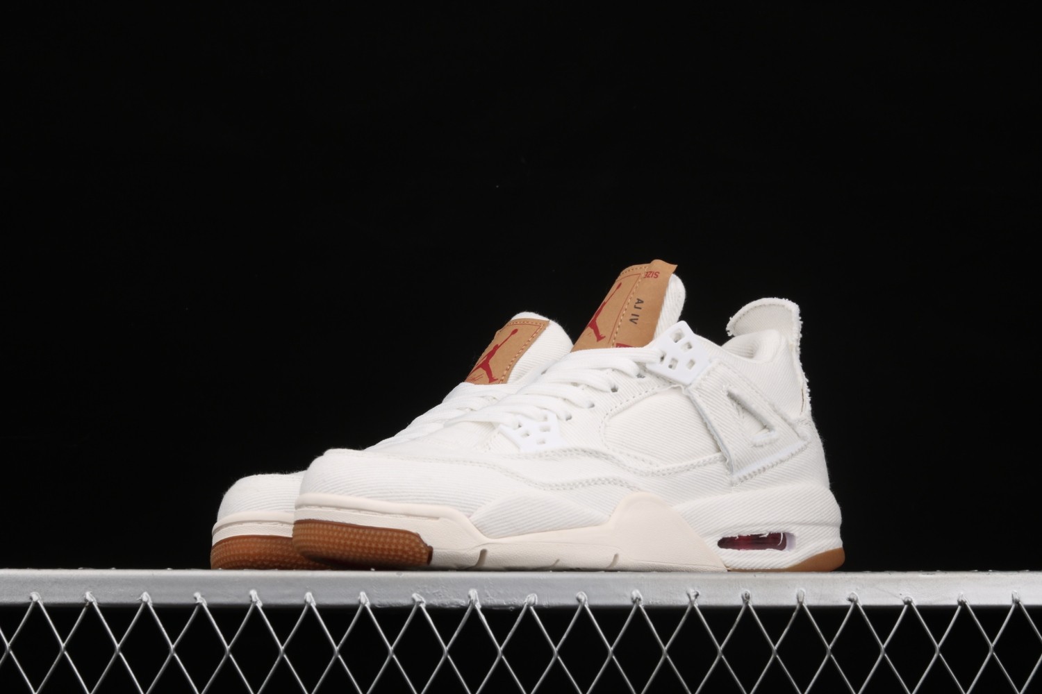 Jordan 4 Retro Levi