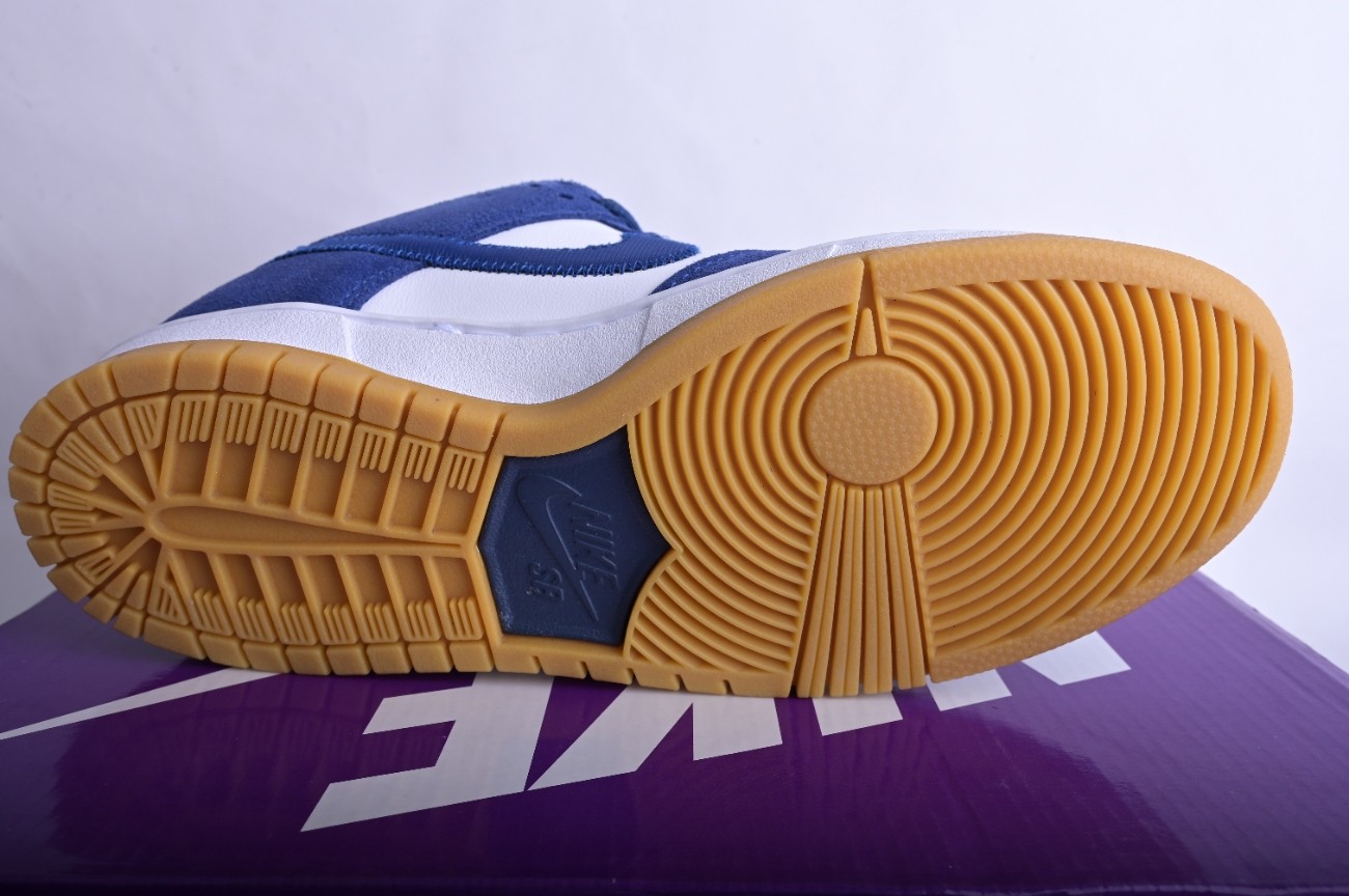 Nike SB Dunk Low Los Angeles Dodgers DO9395-400