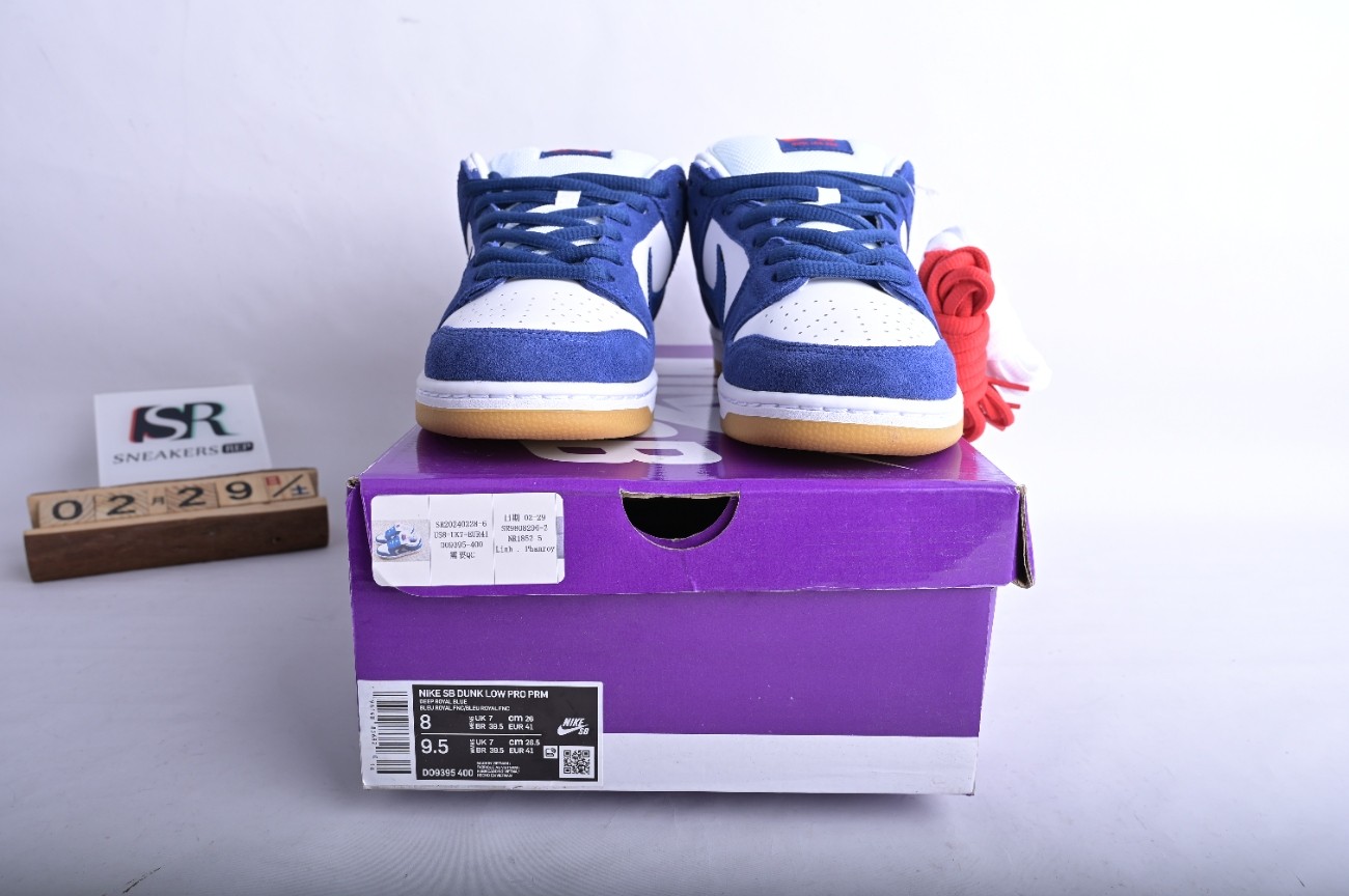 Nike SB Dunk Low Los Angeles Dodgers DO9395-400