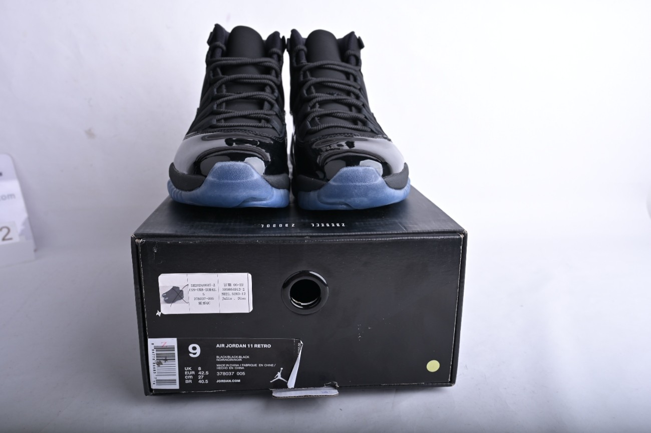 Jordan 11 Retro Cap and Gown 378037-005