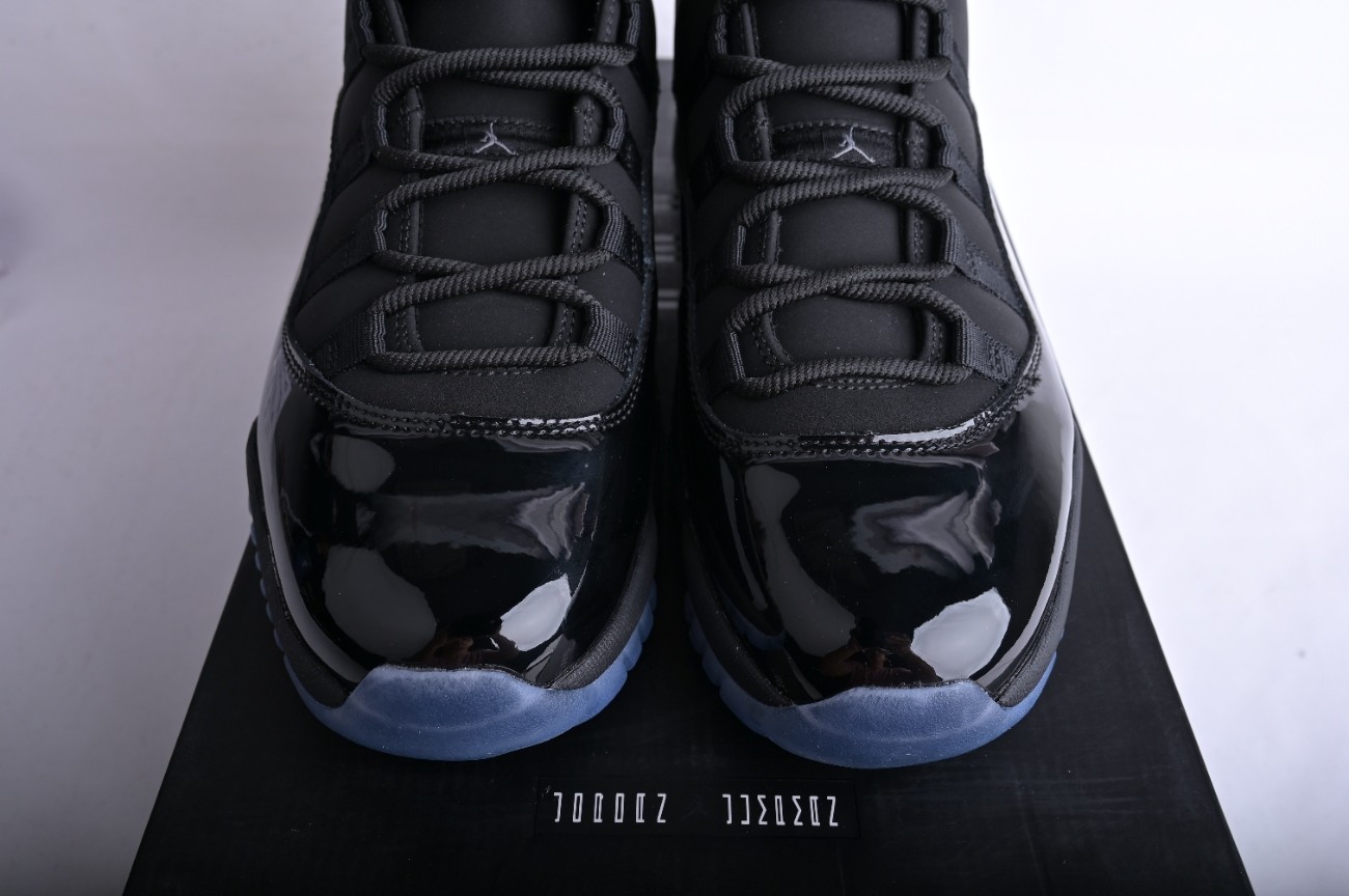 Jordan 11 Retro Cap and Gown 378037-005