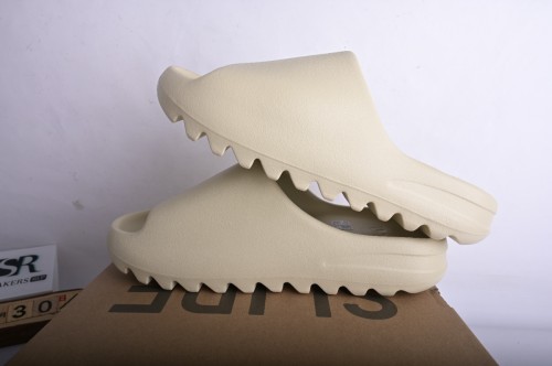 adidas Yeezy Slide Bone (2022 Restock)  FZ5897