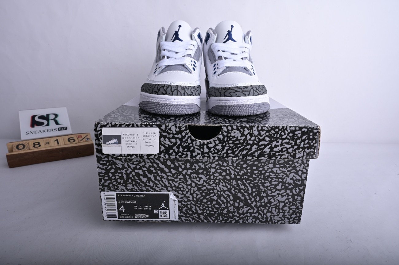 Jordan 3 Retro Midnight Navy CT8532-140