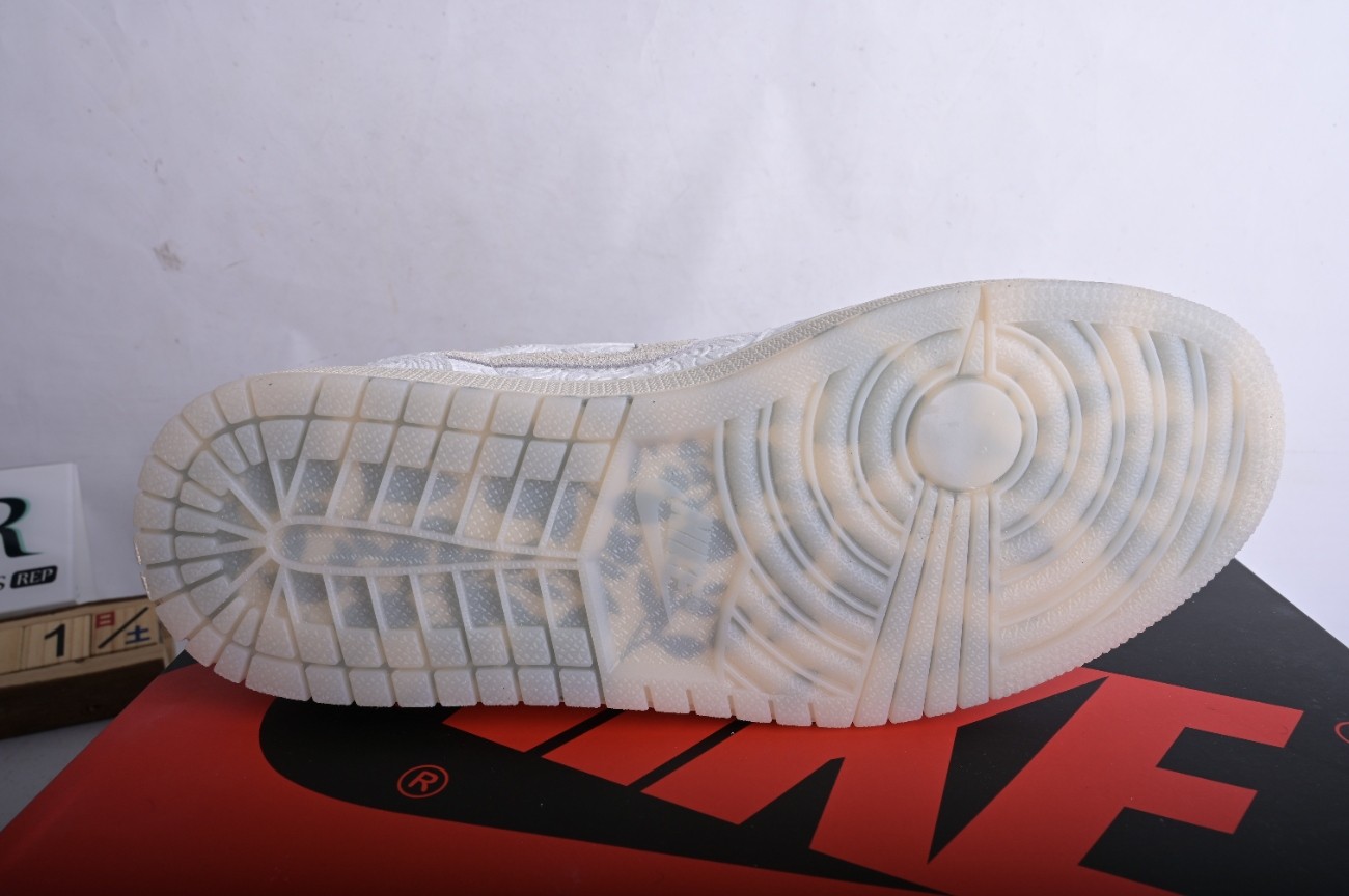 Jordan 1 Retro Low OG Chris Paul FZ0455-200