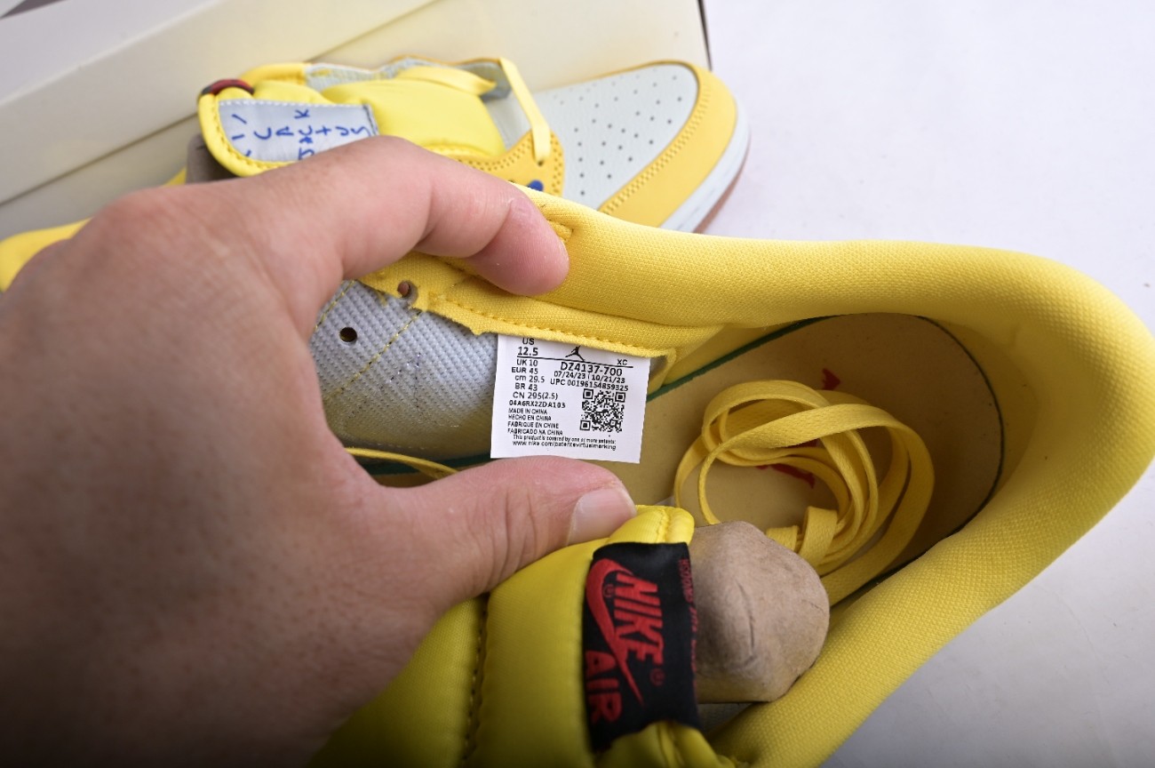 Fragment x Travis Scott x Air Jordan 1 Low DZ4137-700