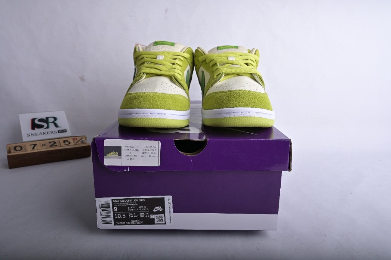 Nike SB Dunk Low Green Apple DM0807-300