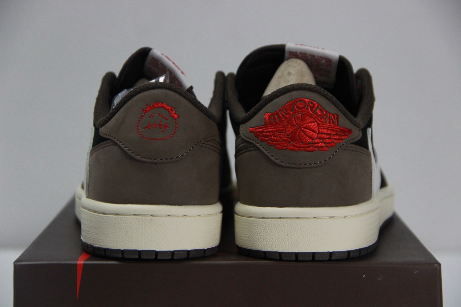 Jordan 1 Retro Low OG SP Travis Scott CQ4277-001