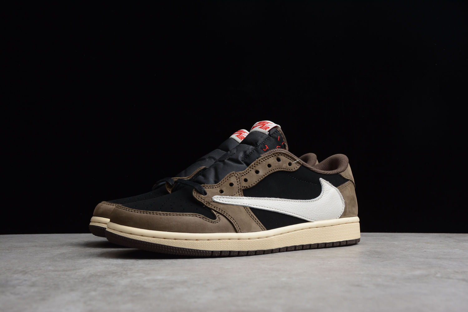 Jordan 1 Retro Low OG SP Travis Scott CQ4277-001